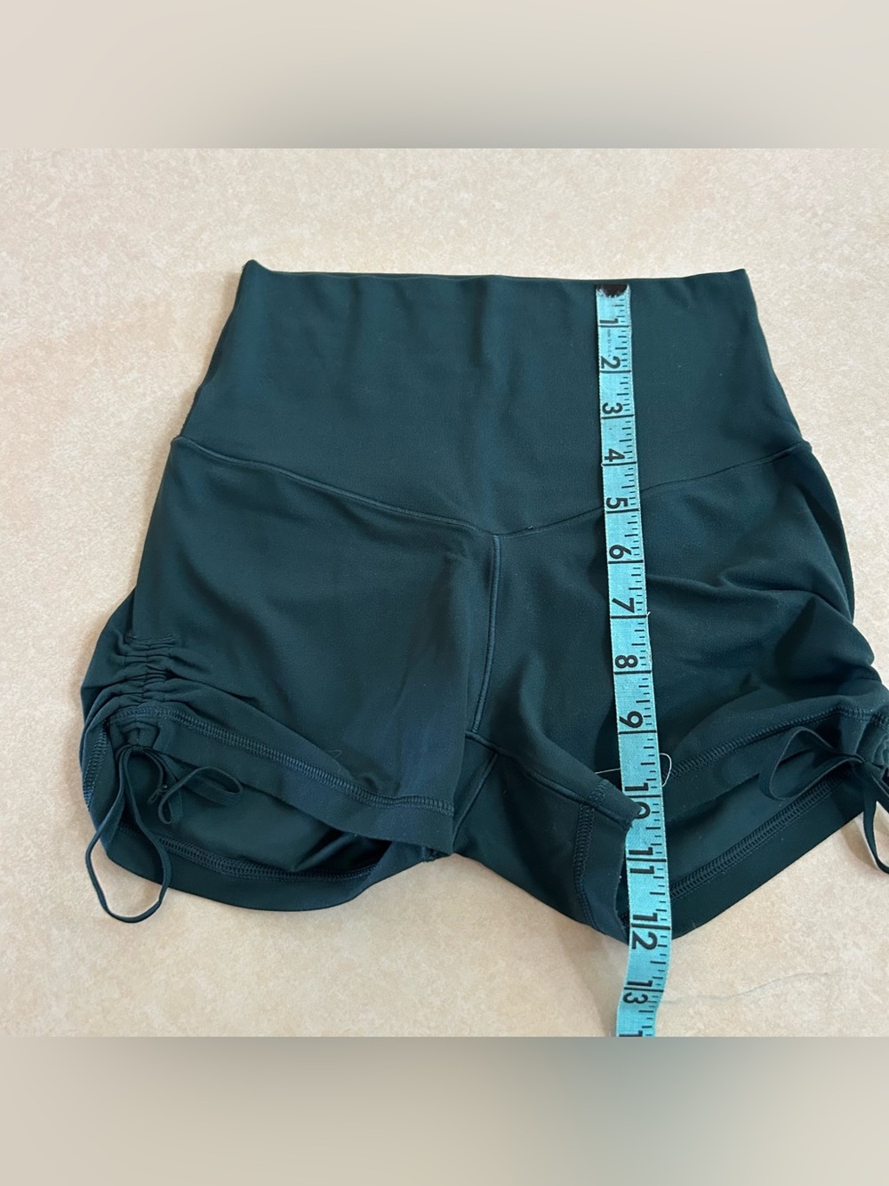 Offline by aerie Cheeky Shortie Hi-rise 3" Short hunter green small - Picture 5 of 10